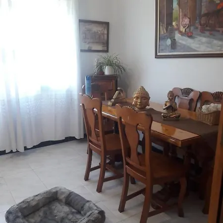 En Piso De Particular Homestay Torrelavega